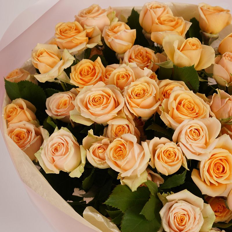 Букет из 11 роз Тринити 50 см Букет из 11 роз Тринити 50 см фото