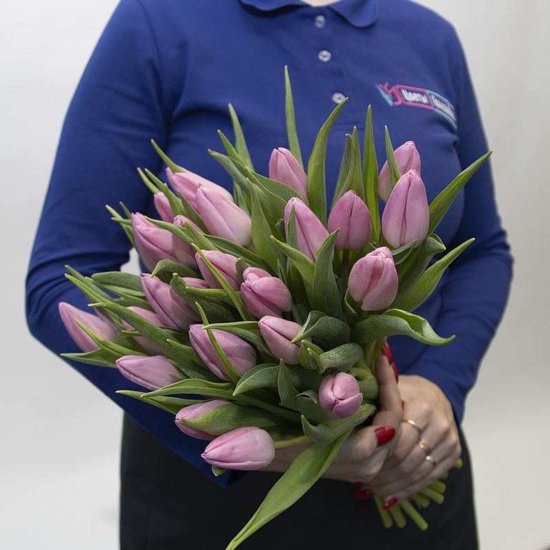 25 розовых тюльпанов фото