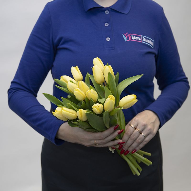 15 желтых тюльпанов фото