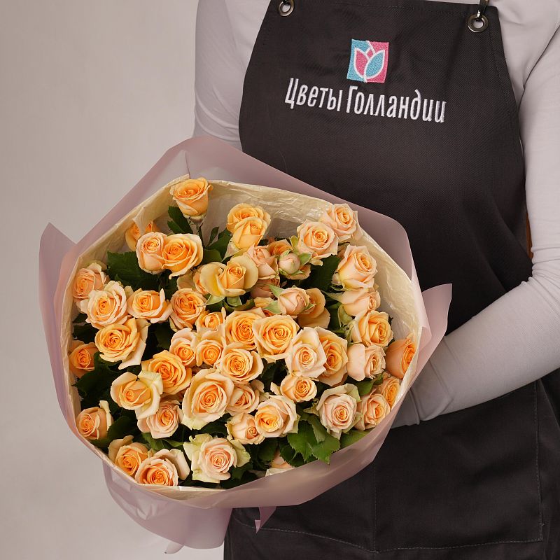 Букет из 11 роз Тринити 50 см Букет из 11 роз Тринити 50 см фото